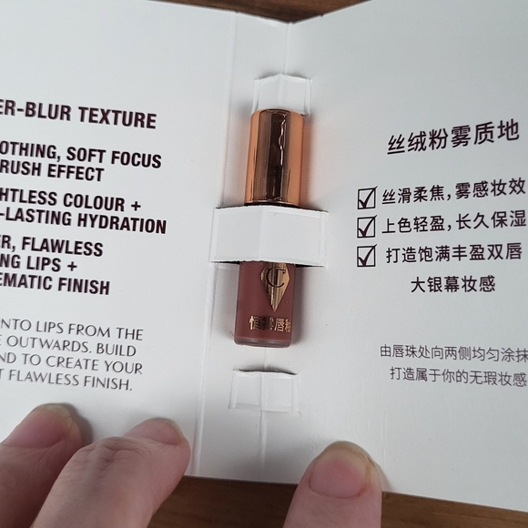 2 Charlotte Tilbury Air Brush Flawless Lip Blurs: Walk of No Shame & Honey, New - Picture 7 of 9